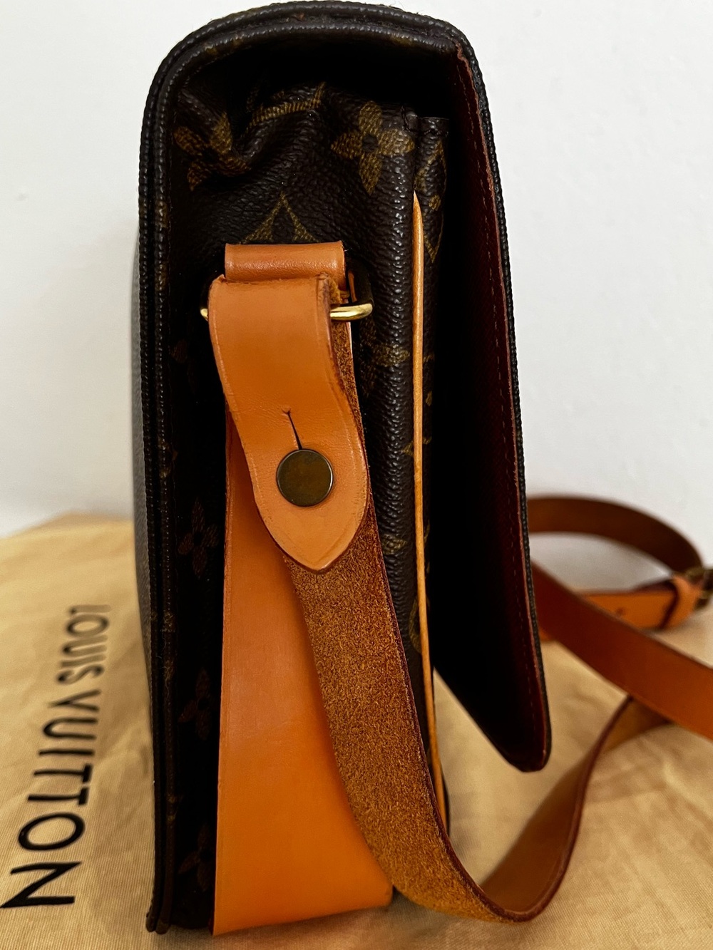 Louis Vuitton Monogram Cartouchiere Crossbody GM 1993 - Picture 11 of 17